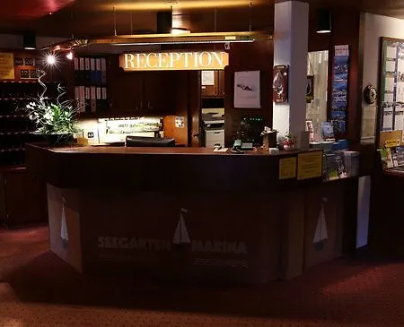 Ξενοδοχείο Hotel-restaurant Seegarten-marina Spiez