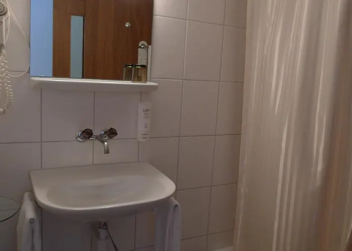 레스토랑 제가르텐 마리나 3*