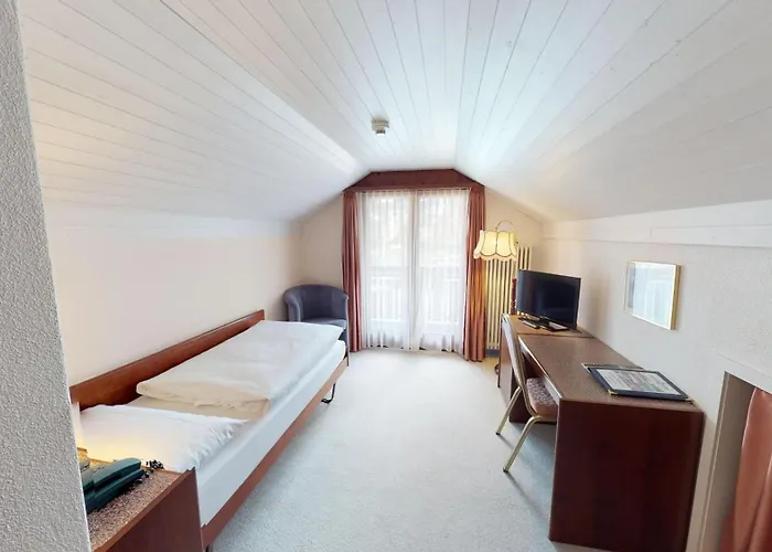 西格腾码头酒店及餐厅