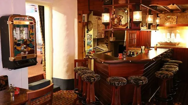 西格腾码头酒店及餐厅