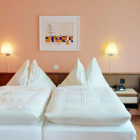 Hotel-restaurant Seegarten-marina 3*