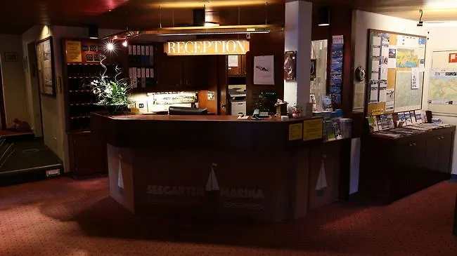 Hotel Hotel-restaurant Seegarten-marina Spiez